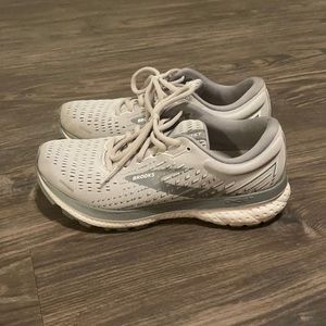 Brooks Ghost 13